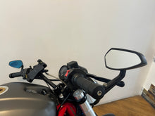 Load image into Gallery viewer, Ducati Monster 620