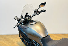 Load image into Gallery viewer, Ducati Diavel Strada