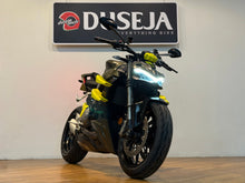 Load image into Gallery viewer, Ducati Streetfighter V2