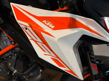 Load image into Gallery viewer, KTM SUPERDUKE 1290 GT