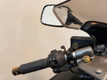 Load image into Gallery viewer, Suzuki Hayabusa GSX1300R