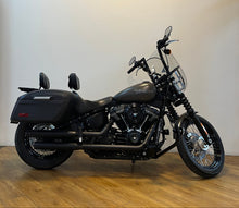 Load image into Gallery viewer, Harley Davidson Street Bob