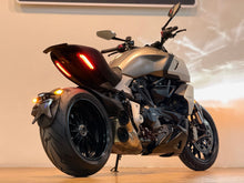 Load image into Gallery viewer, Ducati Diavel 1260