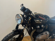 Load image into Gallery viewer, Triumph Thruxton 900