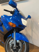 Load image into Gallery viewer, KAWASAKI ZZ-R600
