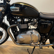 Load image into Gallery viewer, Triumph Bonneville T100 Special Edition