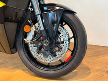 Load image into Gallery viewer, Ducati Streetfighter V2