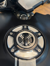 Load image into Gallery viewer, DUCATI X DIAVEL