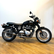 Load image into Gallery viewer, Triumph Bonneville T100 Special Edition