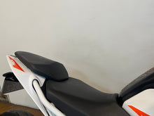 Load image into Gallery viewer, KTM Duke 390