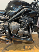 Load image into Gallery viewer, Triumph Street Triple 765S