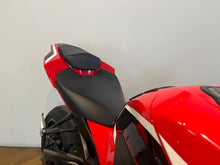 Load image into Gallery viewer, CBR 1000RR Fireblade