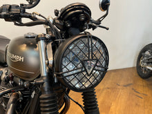 Load image into Gallery viewer, Triumph Street Twin
