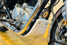 Load image into Gallery viewer, Royal Enfield Classic 350
