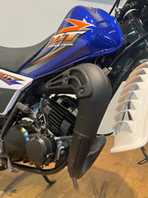 Load image into Gallery viewer, Yamaha DT 175
