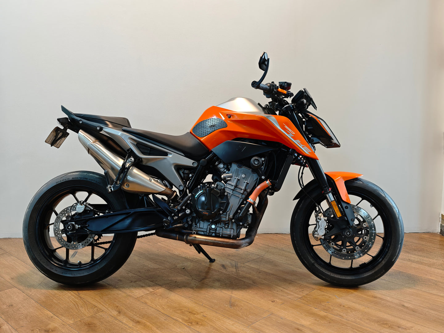 KTM Duke 790