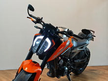 Load image into Gallery viewer, KTM Duke 790

