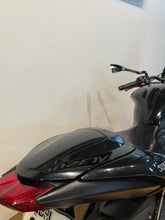 Load image into Gallery viewer, Triumph Street Triple 765S
