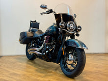 Load image into Gallery viewer, Harley Davidson Softail Heritage 114
