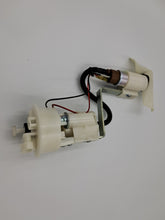 Load image into Gallery viewer, FUEL PUMP FOR PIAGGIO MP3 300 OEM pn: 640518
