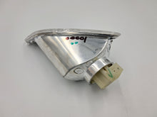 Load image into Gallery viewer, RR RH INDICATOR VESPA GTS 250 GTV 250 OEM pn: 584972
