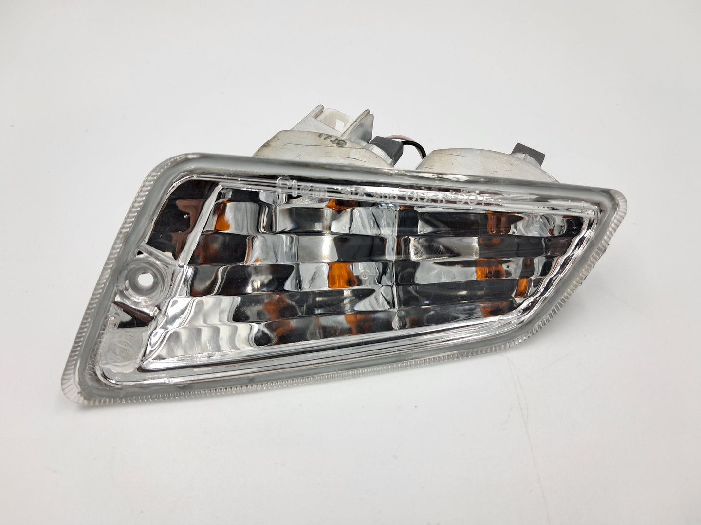 FR RH INDICATOR VESPA GT 2003 TO 2013 OEM pn:584970
