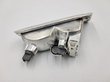 Load image into Gallery viewer, FR RH INDICATOR VESPA GT 2003 TO 2013 OEM pn:584970
