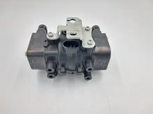 Load image into Gallery viewer, APRILIA RSV4 THROTTLE POSITION SENSOR (TPS) OEM pn:B044414
