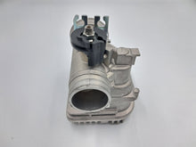 Load image into Gallery viewer, THROTTLE BODY ASSY VESPA GTS 125 2009 TO 2016 OEM Pn: CM081723
