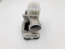 Load image into Gallery viewer, THROTTLE BODY VESPA GTS/GTV 300 OEM pn:CM084805
