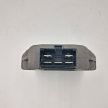 Load image into Gallery viewer, VOLTAGE REGULATOR FOR APRILIA, VESPA, PIAGGIO 125/150 cc SCOOTERS pn:58090R
