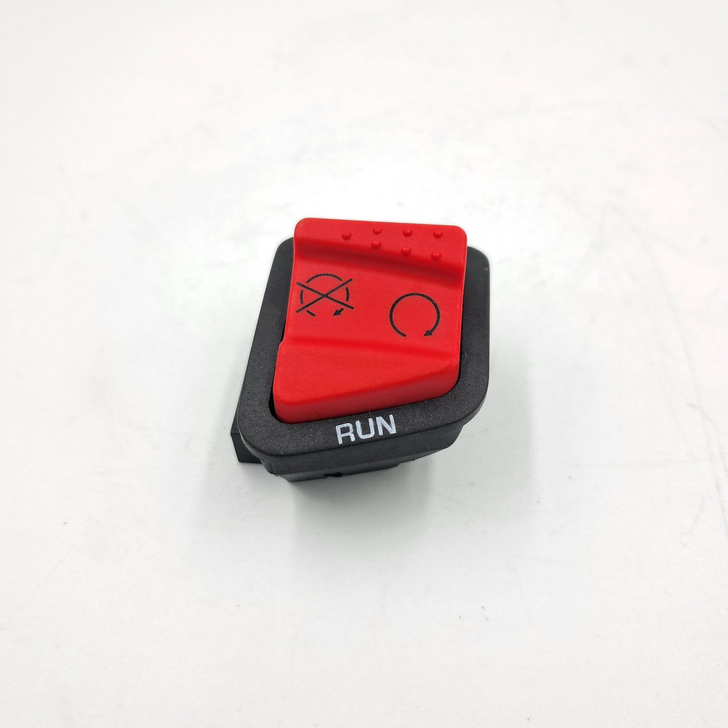 ENGINE KIL SWITCH GILERA FUOCO, PIAGGIO MP3 pn:641824
