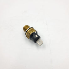 Load image into Gallery viewer, CYLINDER HEAD TEMPERATURE SENSOR VESPA GTS/GTV 125 pn:82622R
