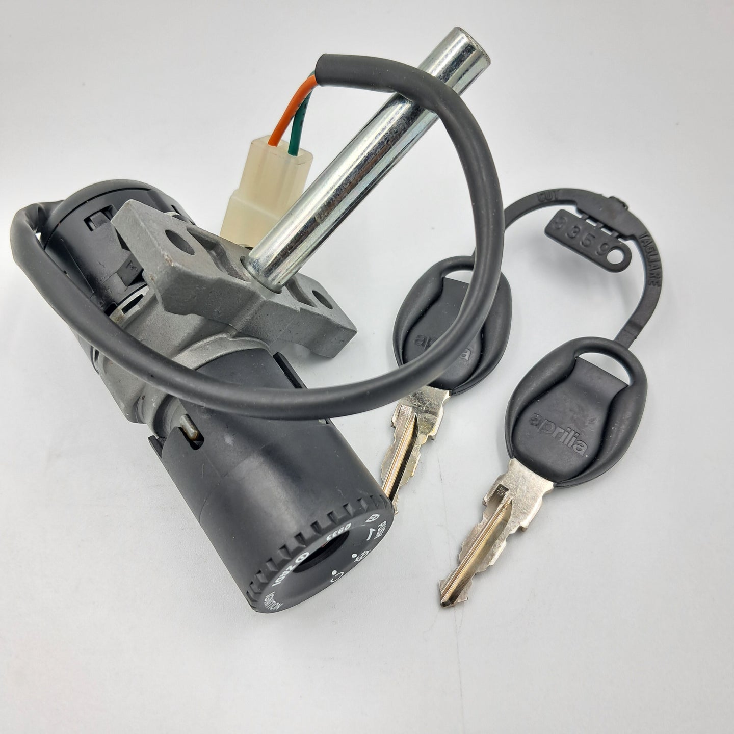 IGNITION SWITCH WITH HANDLE LOCK APRILIA SPORT CITY pn:AP8590049