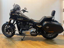 Load image into Gallery viewer, Harley Davidson Sport Glide
