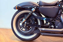 Load image into Gallery viewer, Harley Davidson Iron 883
