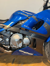 Load image into Gallery viewer, KAWASAKI ZZ-R600
