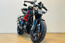 Load image into Gallery viewer, Ducati StreetFighter 848
