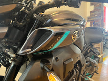 Load image into Gallery viewer, Yamaha MT 10
