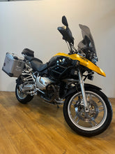 Load image into Gallery viewer, BMW R1200 GS
