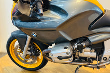 Load image into Gallery viewer, BMW R 1100 S
