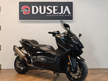 Load image into Gallery viewer, Yamaha TMAX 560
