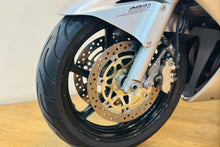 Load image into Gallery viewer, Honda VFR 800F V-TEC
