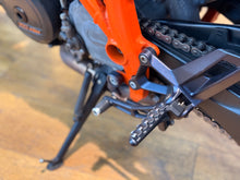 Load image into Gallery viewer, KTM 1290 Super Duke R
