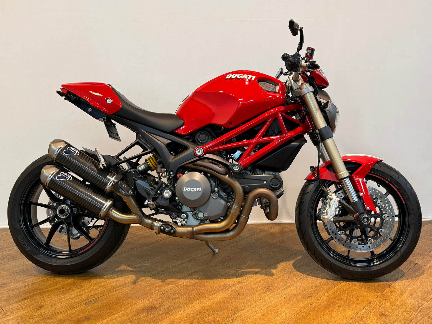 Ducati Monster 1100 EVO