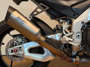 Aprilia Tuono V4 Factory