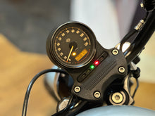 Load image into Gallery viewer, Harley Davidson Sportster 883
