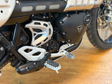 Load image into Gallery viewer, Triumph Scrambler 1200 XC
