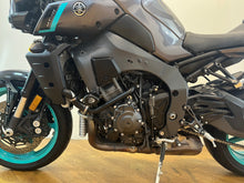 Load image into Gallery viewer, Yamaha MT 10
