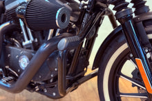 Load image into Gallery viewer, Harley Davidson Iron 883
